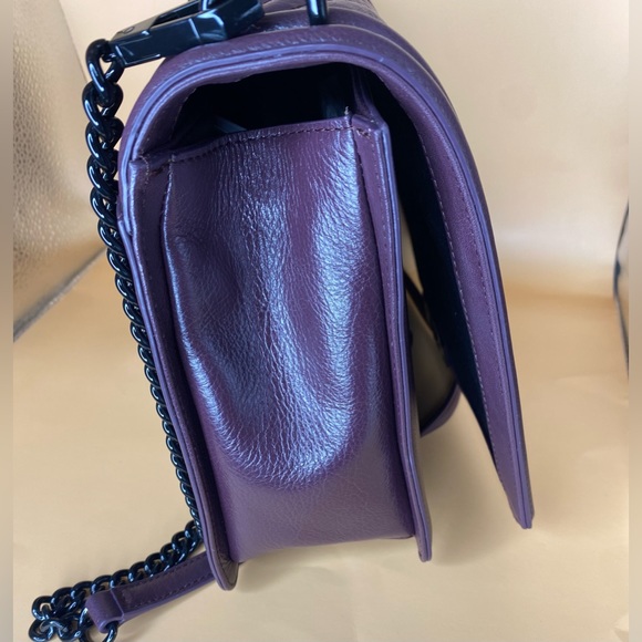 Rebecca Minkoff
Chevron Quilted Jumbo Love Crossbody - Picture 9 of 11